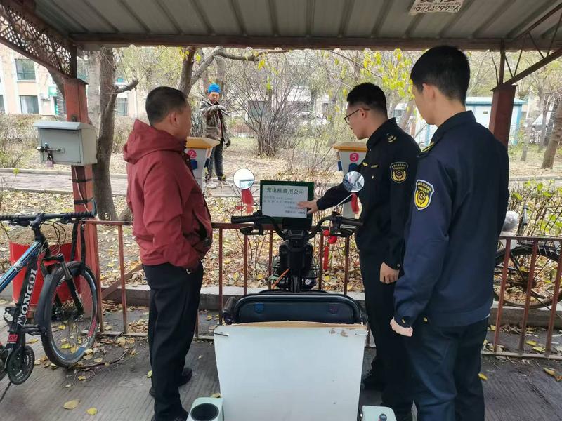 双鸭山市市场监督管理局开展电动自行车充电收费行为和销售市场价格监管检查_5d2d8301d1a60c4647aa98575680f42.jpg_77d6587c210a46a5956403909dbc9156.jpg