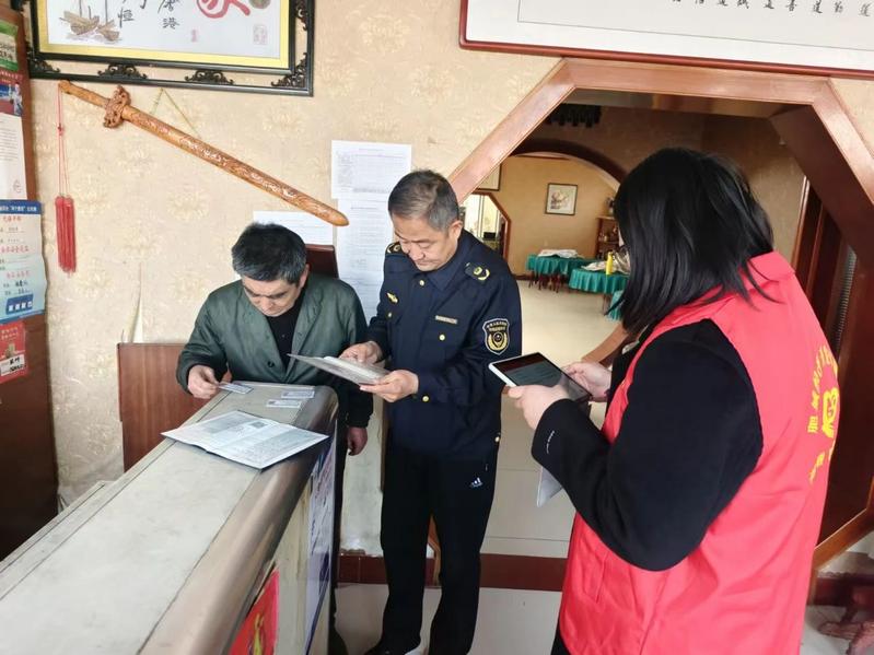 山东肥城边院市场监管所：深耕社区“小网格” 做优服务“大文章”_边院市场监管所：深耕社区“小网格” 做优服务“大文章”3.jpg_ad234bb27fe641b593a74aa9ed383df3.jpg