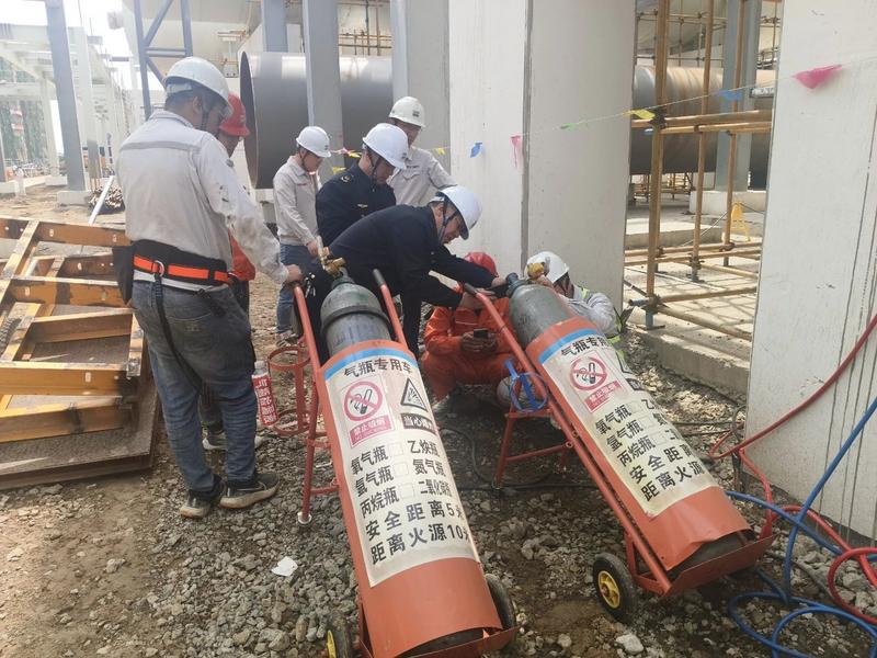山东肥城边院市场监管所：护航盐穴储能特种设备安全 为绿色能源安全 “加码”_微信图片_2025-05-21_114745_024.jpg_004d50ed7cb34fce9170c2b44759922f.jpg